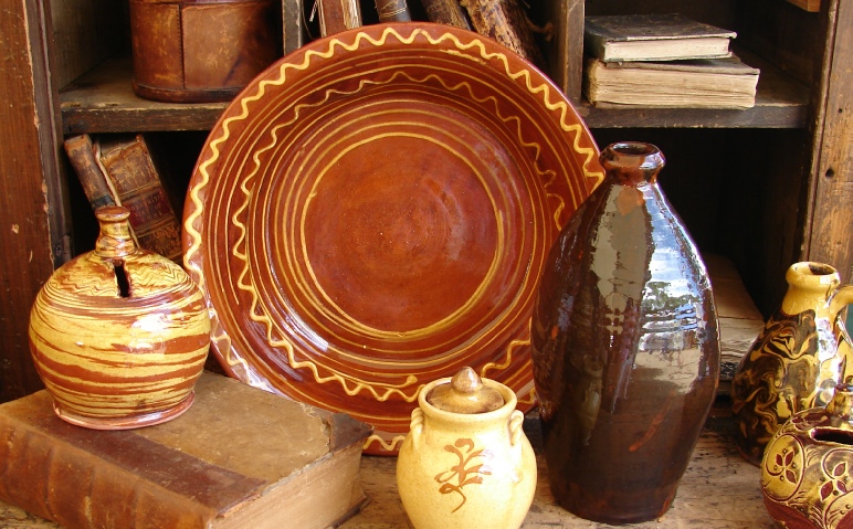 Lead-free redware by Pied Potter Hamelin